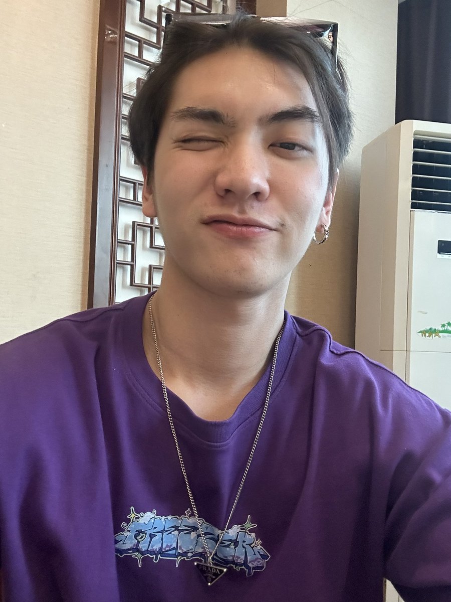 Bossckm_'s tweet photo. มะเน่งน้าาา 😗😗 ชอวตี้ โบโน่จ๋าาา ❤️❤️ #มะเน่งบอสอึล https://t.co/YNFgcBgLUy