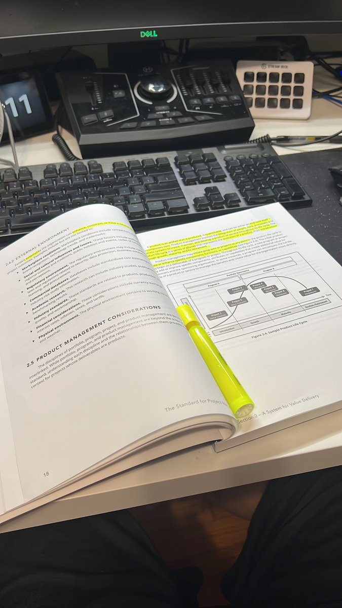 JKisunlee's tweet image. Everyday I’m #grindin if it’s not work, then I’m doing homework, if I ain’t got homework, I’m studying my #PMBOK7 to become a PMP. #whystop