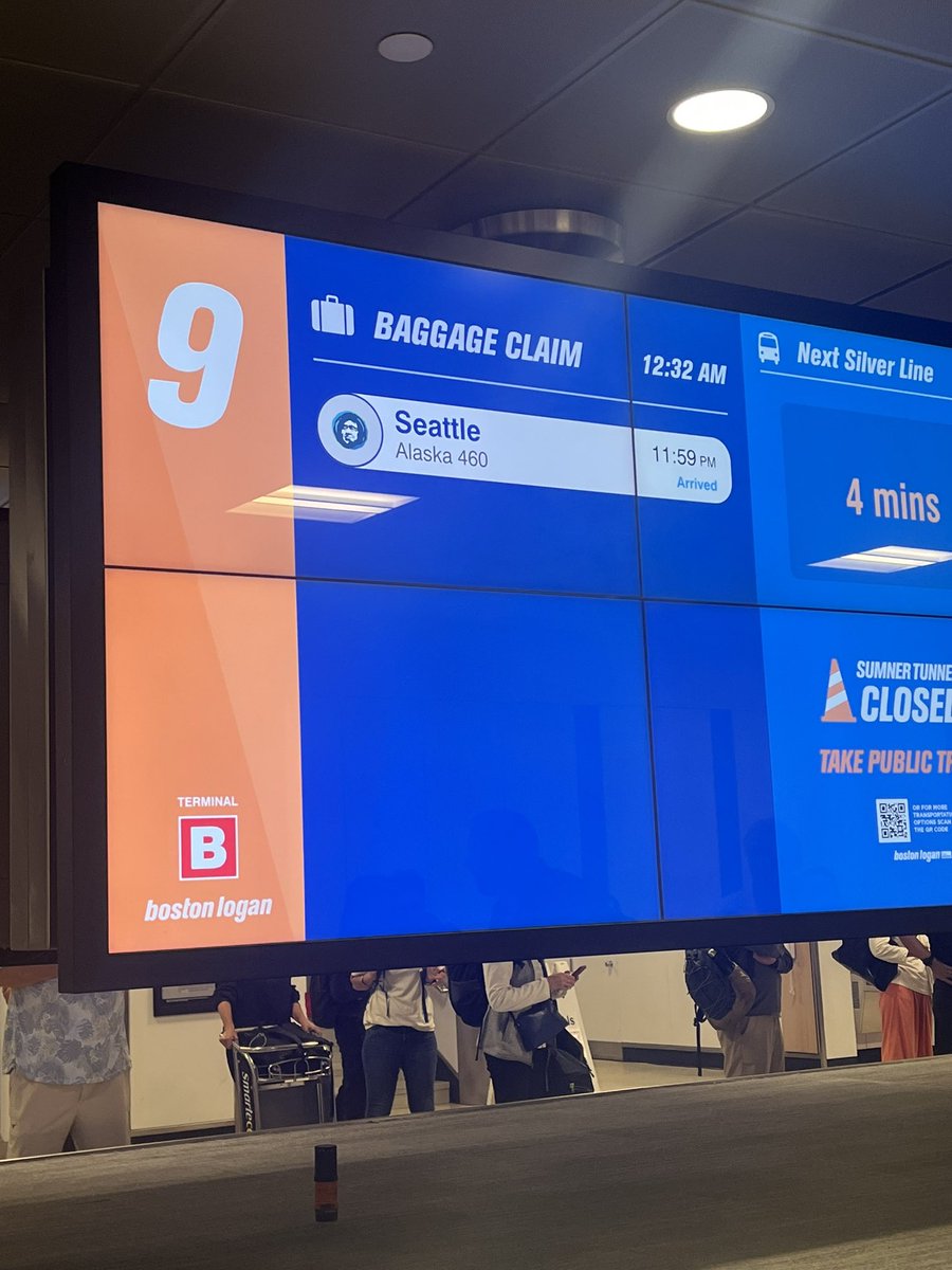 britzy310's tweet photo. @AlaskaAir 20 min guarantee?? Still waiting https://t.co/VXhm5QaZw3