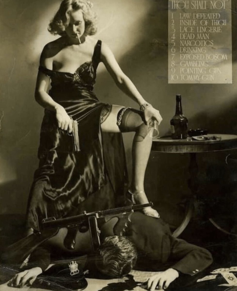 historyinmemes's tweet image. In 1934, photographer A.L. Schafer staged a remarkable protest against censorship through a single, rule-breaking photograph. In an era of increasing restrictions on artistic expression, Schafer's image became an enduring symbol of resistance and the fight for freedom of speech.…