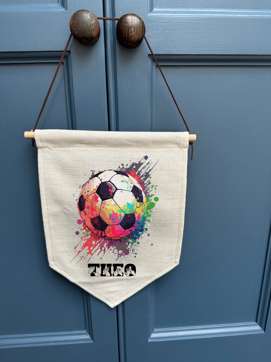 Hitcreations4u tweet media