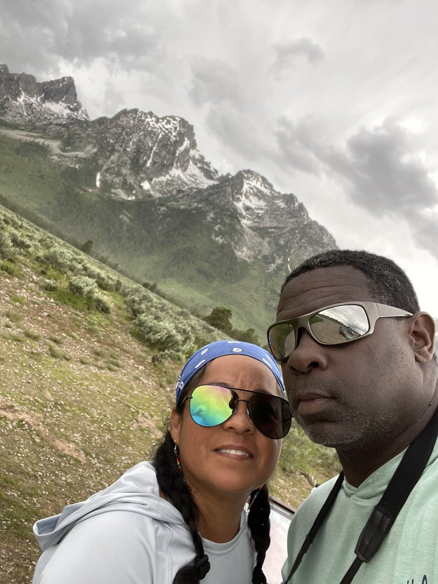 desmonrjackson's tweet photo. Grand Tetons - the best snow caps Ana Mormon Row!!! https://t.co/VqWVuhxlUY