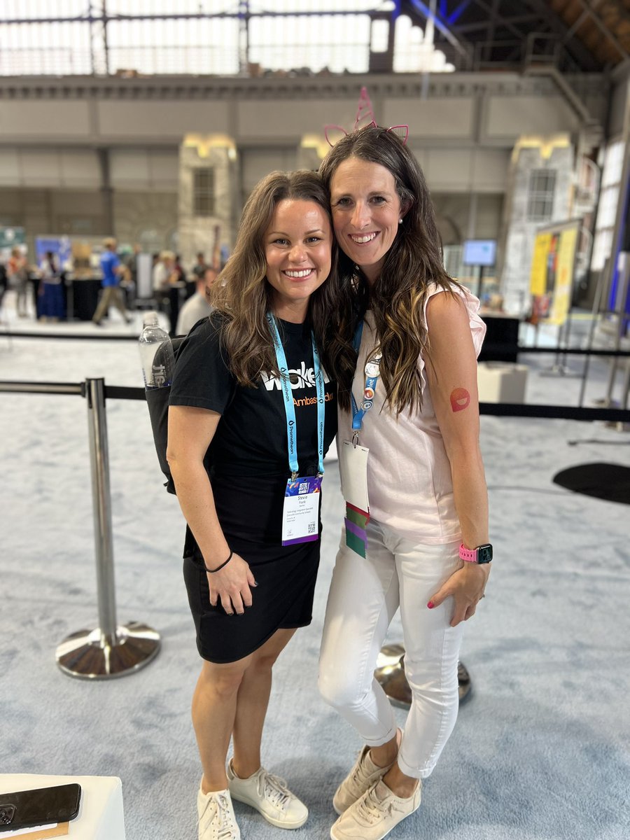 mrsjones72812's tweet image. I finally got to meet @steviefrank23 in person!!! I can’t believe it took this long but it was so good to hug you! @ISTEofficial #istelive #istechat