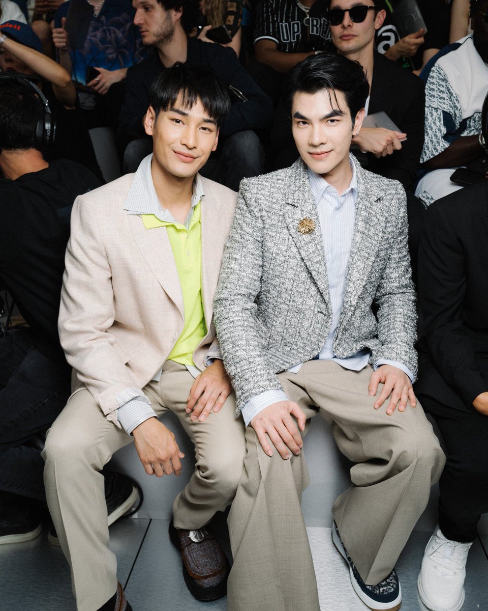 ShanShan_ML's tweet photo. @milephakphum INS 📷—
Double Trouble This Time With
@Nnattawin1 In Paris, Gonna Be Fun Again Next Time🌞

They look really compatible! 🥹

#MilePhakphum ；#Nnattawin https://t.co/RzbUWAEjKG