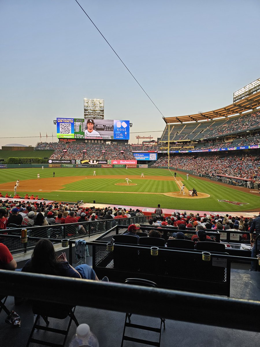 TheEugeneFields's tweet photo. I'm grateful to my one-time (not old) boss, @CP_Smith, for the invite to the @Angels game.

The Halos walked off on the White Sox. I'm 1-0 this season.
#LightThatBabyUp https://t.co/1KCbBWKbY7