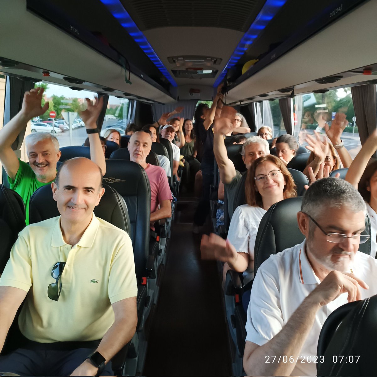 Nos vamos pa Madrid! Desde Valencia pa decirle a <a href="/justiciagob/">Ministerio de la Presidencia, Justicia y R. Cortes</a> que: Esta huelga la vamos a ganar!💪🏻
Ni un paso atrás!
#Manifestacion27Madrid #JusticiaParada #HuelgaJusticia #LoDePedro #huelgafuncionariosjusticia 
<a href="/ccoopv/">CCOO País Valencià</a> <a href="/fscccoopv/">Ciutadania CCOO PV</a> <a href="/FSCdeCCOO/">FSC-CCOO</a>  <a href="/PSOE/">PSOE</a> <a href="/sanchezcastejon/">Pedro Sánchez</a> <a href="/ccoojusticia/">CCOO Justicia</a>