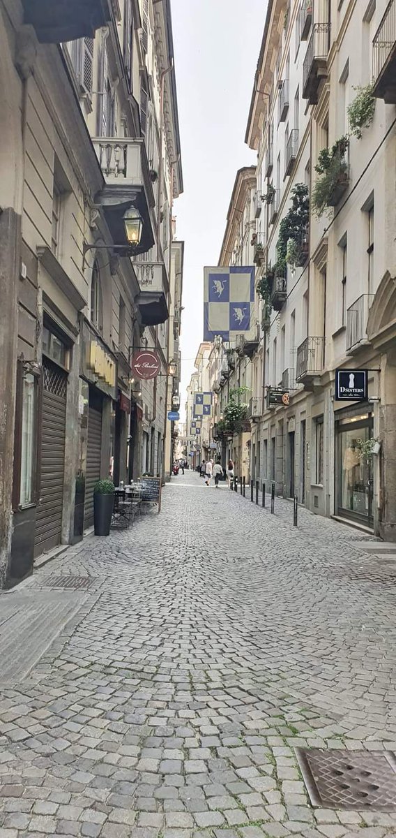 Mafalda Maffi 719 on Twitter "Via San Tommaso.. Torino"