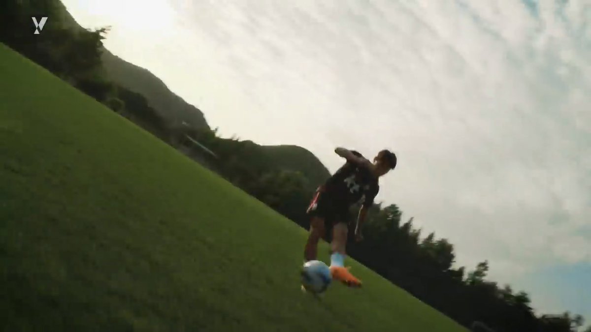 응원할 맛이 나잖아! 폼도 좋고 피지컬도 좋고~ 승부 강한 마인드도 좋고~ 강인아 꽃길만 가자!!