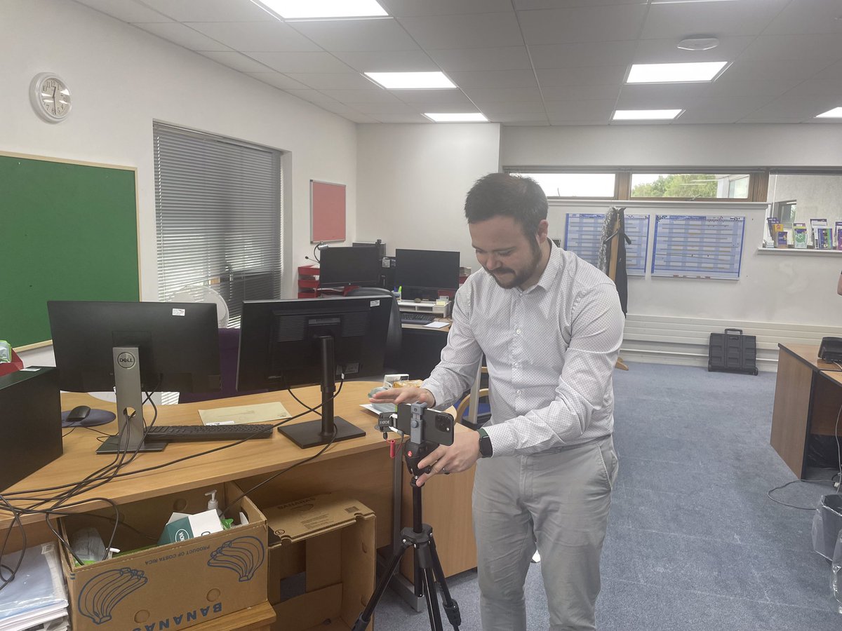 Cillian from corporate comms filming us to celebrate 75 years of the Health Service. Everybody getting read to be famous we all needed a scone to give us energy thanks to our friend Anne 🧁 💕TILII @bhsct @davemilliken0 @arcni @arcnidirector