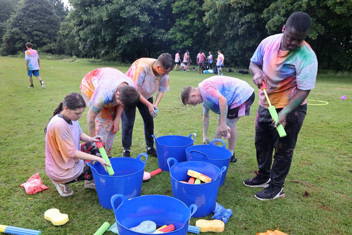 DonnyCollege's tweet image. As part of their end point assessment, Level 1 and 2 Sport students had to organise and run an event to demonstrate all skills learnt. All of the students put in a huge amount of work and produced an incredible Colour Run event that everyone enjoyed! 🎨