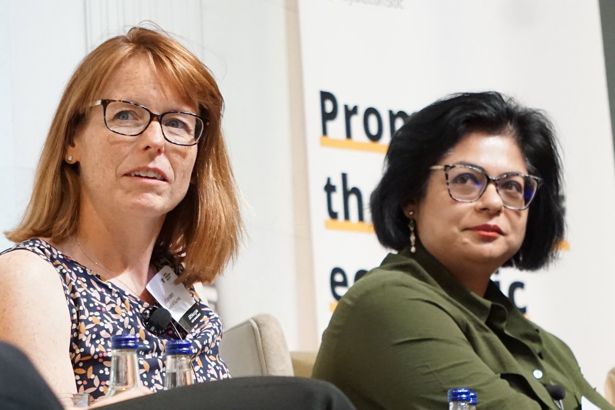 RoyalEconSoc's tweet photo. Some great advice about being a #WomeninEcon &amp; work life balance from our @UKWomenEcon panel discussion 'Voice of experience' @JPMorganAM. With @janetbhenry, @realVickyPryce, @urvaship &amp; @JoBlanden.

#UKWEN #RESEvents #EconTwitter https://t.co/3gUfVA7q7M
