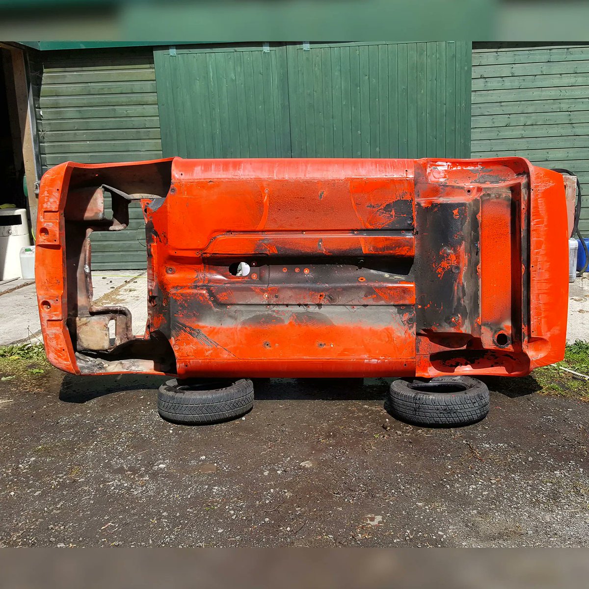 70sResto's tweet image. Time to get the #Midas #MkII a little cleaner. 🧽 After a thorough clean using traffic film remover and jet wash, it will be ready for the next step in the restoration process.  #MiniMidas #CarRestoration #ClassicCar #ClassicCarRestoration #AutoRestoration #CarEnthusiast