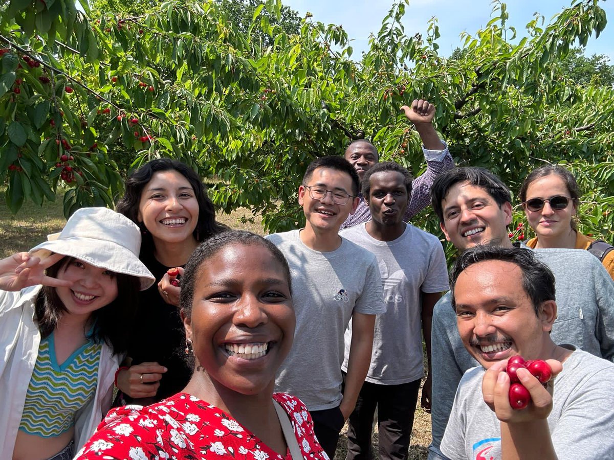 GremaryA's tweet photo. As part of the program we also visited the campus installments and had the chance to try some cherries grown there 🍒. https://t.co/qA8z4x0Yd8