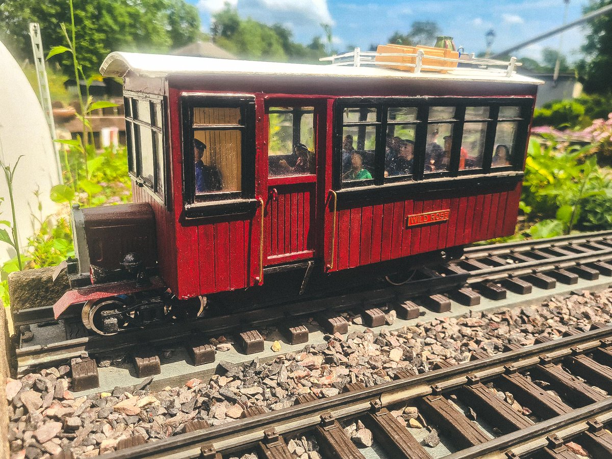 ButterleyGRA's tweet photo. A Vibrant Sunday running session
Photos by
Dave
#ButterleyGardenRailway #BGRA
#GardenRailway #gscalelayout #gardentrain #gardenlayout #Railway #railroadphotography #RealSteam #railroad #Locomotive #LiveSteam #lightroom #modeltrain #minaturerailway #modelengineering https://t.co/OXZHlFVlGQ