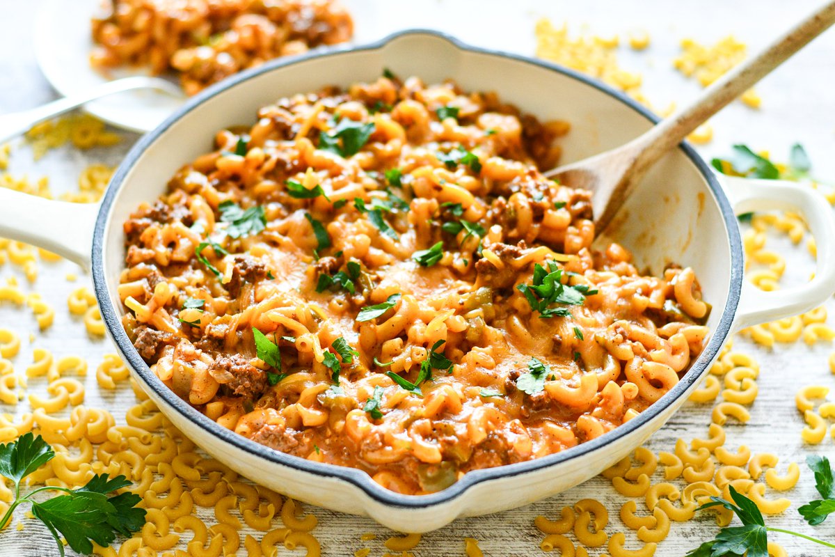 Sloppy Joe Mac and Cheese with Venison

My 8-year-old daughter is convinced this Sloppy Joe Mac and Cheese with Venison is the BEST recipe I've made this summer. Find it at wildgameandfish.com
#macandcheese #sloppyjoe #comfortfood #easyrecipe #familydinner #foodblogger