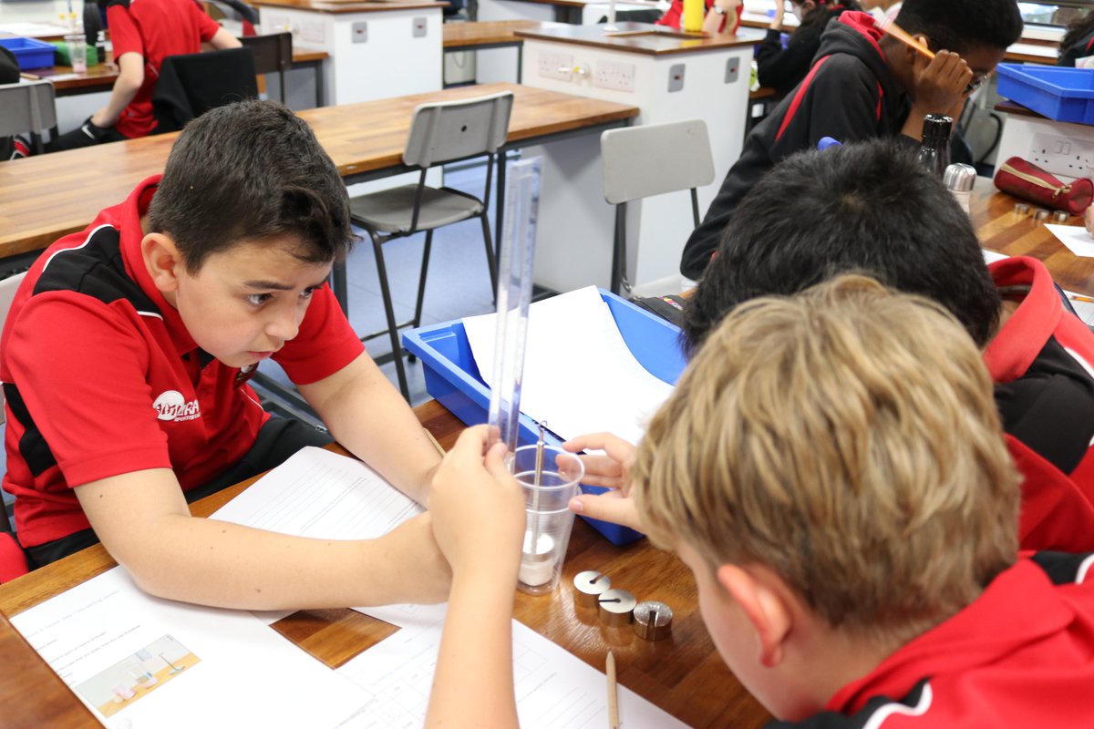 NottsHighIJS's tweet photo. Year 6 are excited to be spending their day with the Science department at the Senior School to get a taste for what Biology, Chemistry and Physics might be like next year! #SoMuchMore #SoMuchScience https://t.co/ljhnMiXxSy