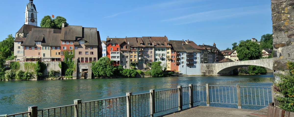 Wie das #Fricktal entstanden ist

Der liebe Gott ist seit 6 Tagen nicht mehr gesehen worden. Am 7. Tag findet ihn der Engel Gabriel und fragt: 
"Wo warst du denn in der letzten Woche?"
Gott zeigt durch die Wolken nach unten und sagt ... 

Weiterlesen auf: fb.com/fricktal