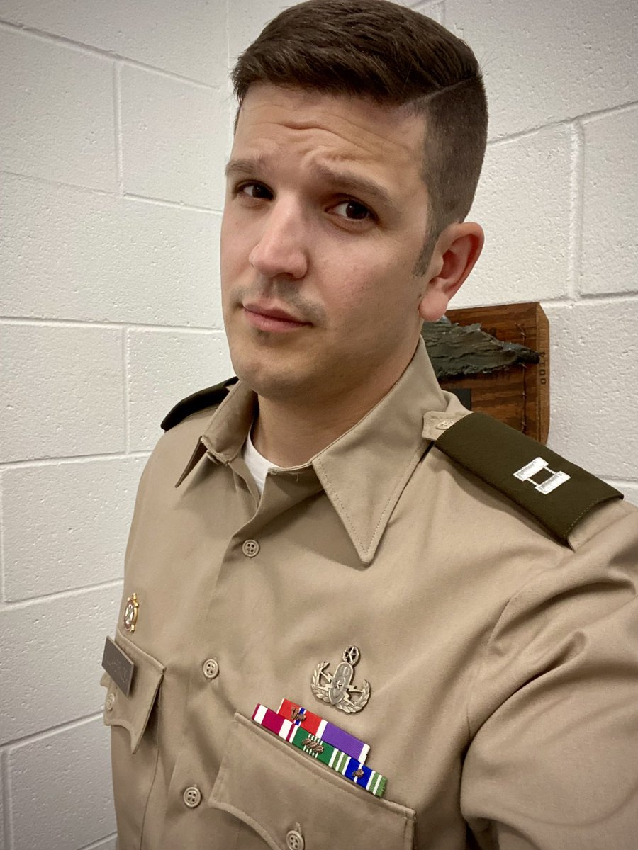 happy-captain-on-twitter-a-lot-of-new-followers-in-the-last-24-hours