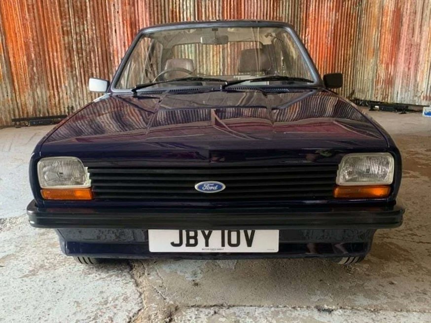 StolenOSFs's tweet image. Blue mk1 #Ford #Fiesta #JBY10V #STOLEN #Pontefract North Premier Inn c3am 27/06/23 #stolenosfs car was to feature on @wheelerdealers TV show as star attraction at a show today. @mikebrewer @MrsMBrewer @MrNeilThomas @WestYorksPolice @syptweet @NYorksPolice @LeedsNews @BBCYorkshire