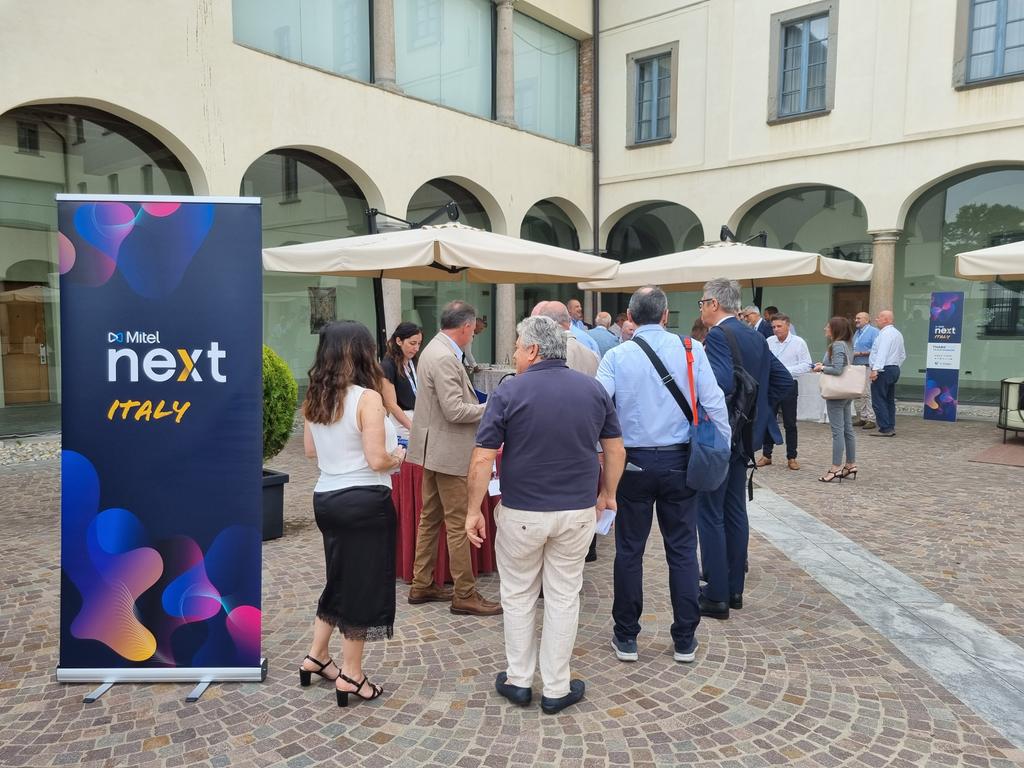 Mitel Italy tweet media