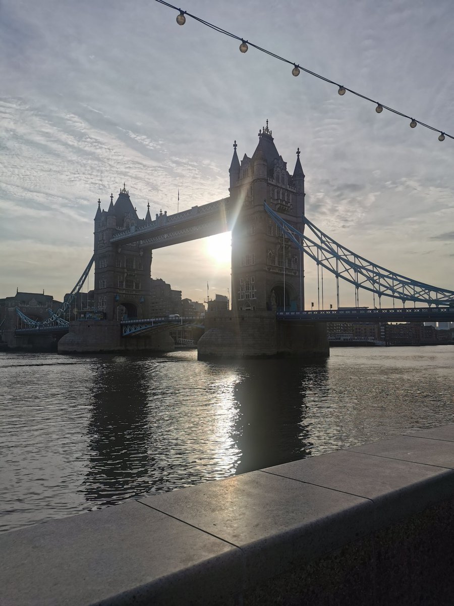 Steph_mathsive's tweet image. RUN with a view this morning.
Now for the @WhiteRoseEd conference. Excited. 😁 #whiterosemath #thelaunch