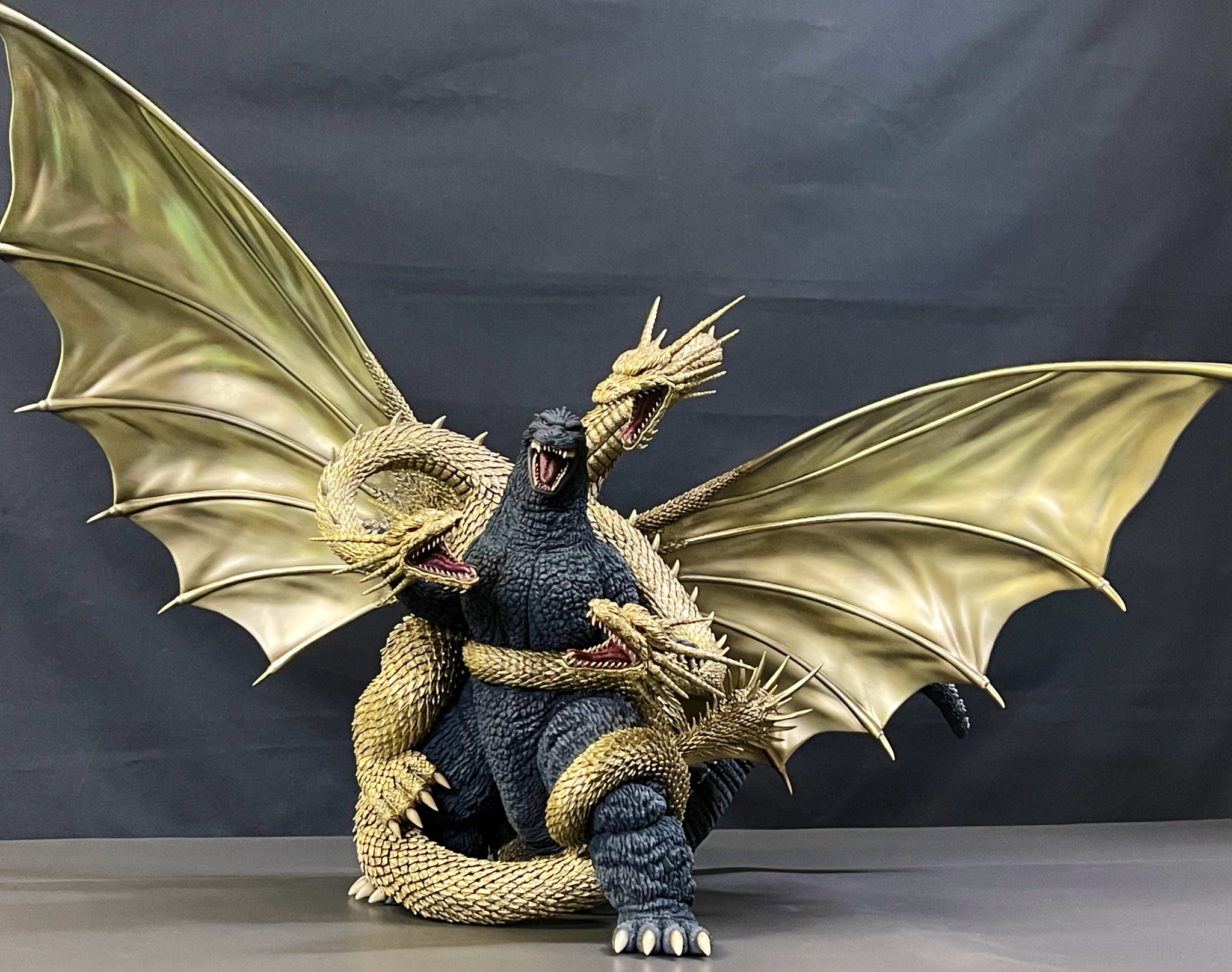 最終価格!S.H.MonsterArts キングギドラ対ゴジラ ジオラマセット - 特撮 最終価格!S.H.MonsterArts キングギドラ対ゴジラ ジオラマセット - 特撮