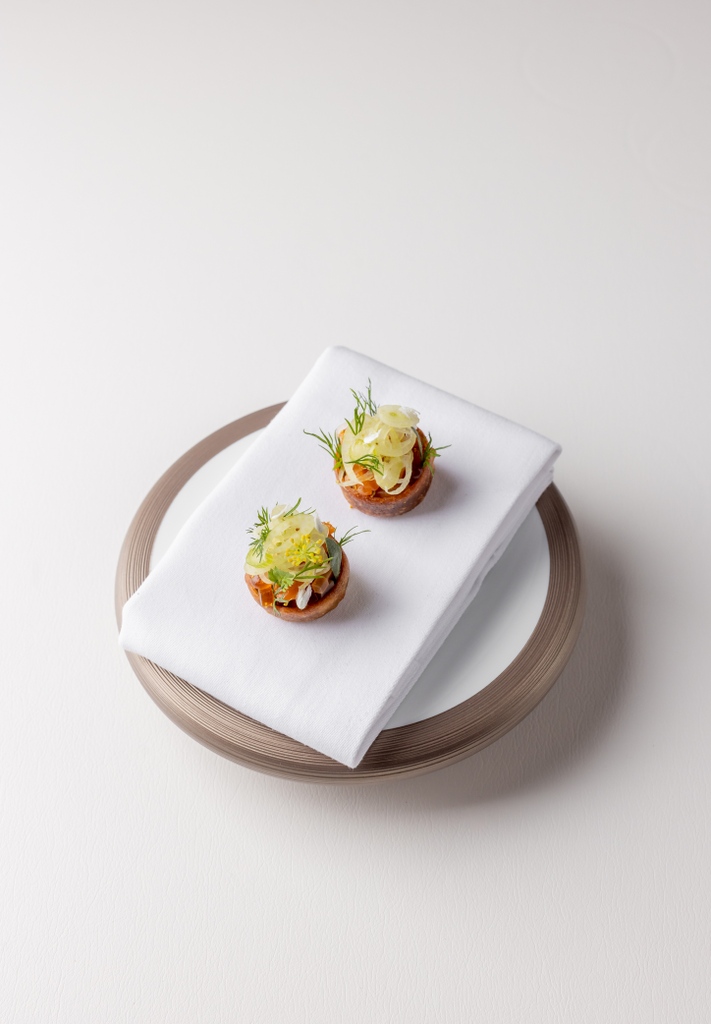 Adam Handling Collection tweet media