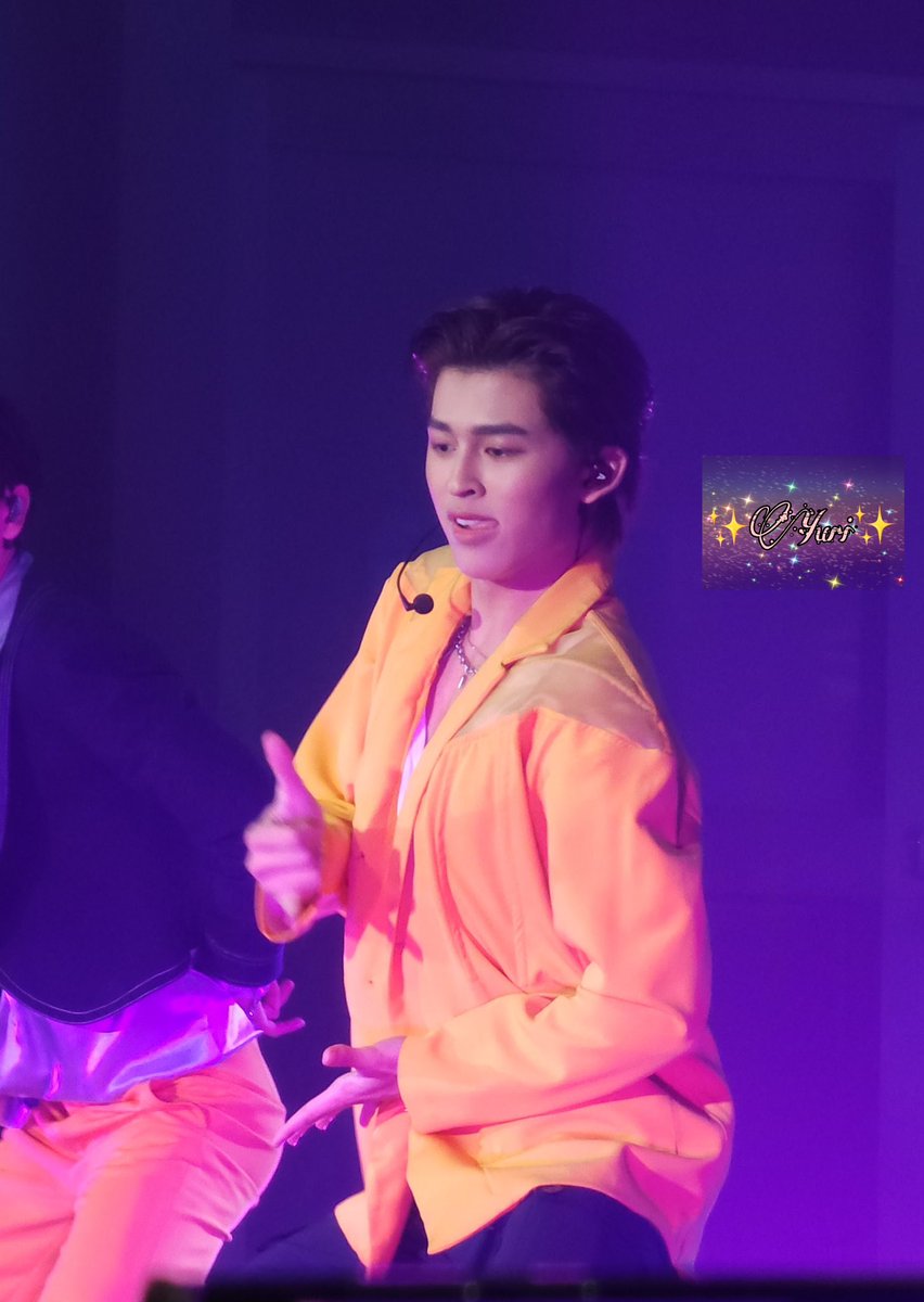 _YuriMeow_'s tweet image. I’m sorry PangPond =))) 

#ppnaravit 
#loveoutloudfanfest2023 
#LOVOLUTION 
#LOLFanFest2023D1