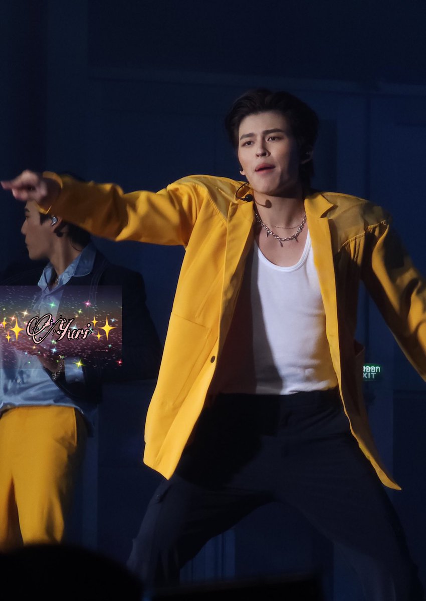 _YuriMeow_'s tweet image. I’m sorry PangPond =))) 

#ppnaravit 
#loveoutloudfanfest2023 
#LOVOLUTION 
#LOLFanFest2023D1