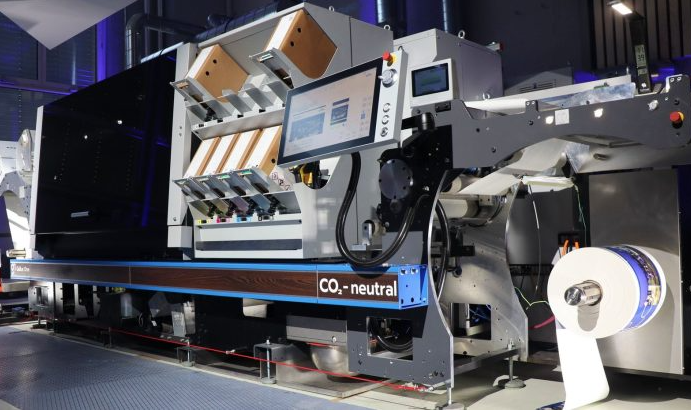 PSATalk's tweet photo. Since reliability and the speed of printing are no longer limiting factors, these are now, in fact, driving the development of hybrid digital flexo presses.
Read More... https://t.co/mVlqAmWkxP
#Labelfire #GallusGroup #presses #Hybridmachines #development #printing https://t.co/lODgYwJ2yB