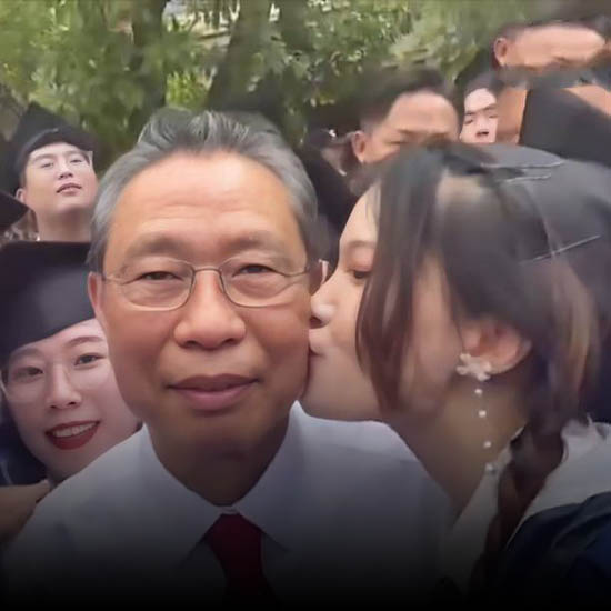 Sixth Tone on Twitter: "A video of renowned epidemiologist Zhong