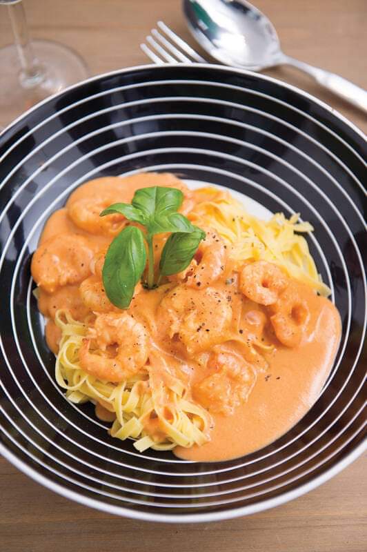 petitsplatsmimi's tweet photo. MARDI 27 JUIN
Les p'tits plats de mimi
SERVICE DU MIDI et SOIR 
Pâtes aux scampis, sauce légèrement tomatée et boursin 12 €
Réservation souhaitée 0498541636 https://t.co/lTzSXIOOBT