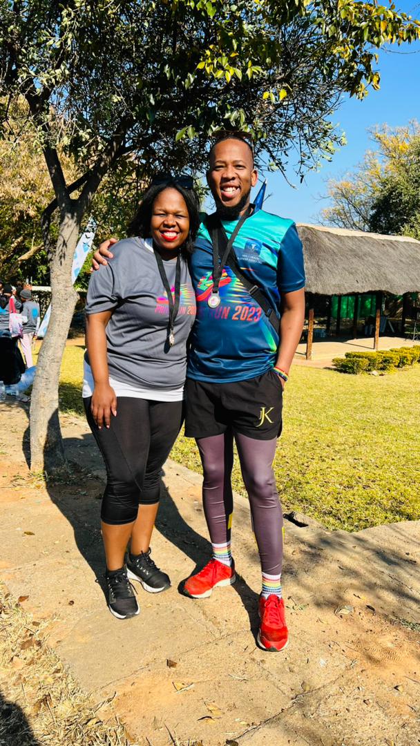 Rre_Mosweu's tweet photo. #FriendsofPride #BWPrideMove #HappyPeople. https://t.co/NOKnc8ghGc