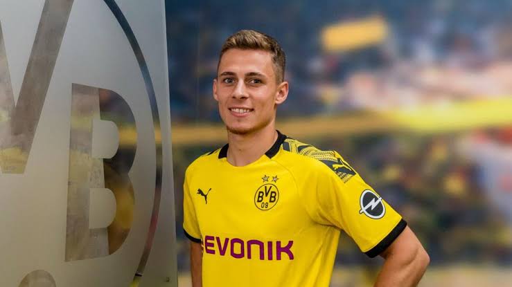 Dortmund'un bir yıllık sözleşmesi kalan Thorgan Hazard için 2-3 milyon euro bonservis beklentisi varmış. Sırasıyla süper lig takımlarına yazılmaya başlar.