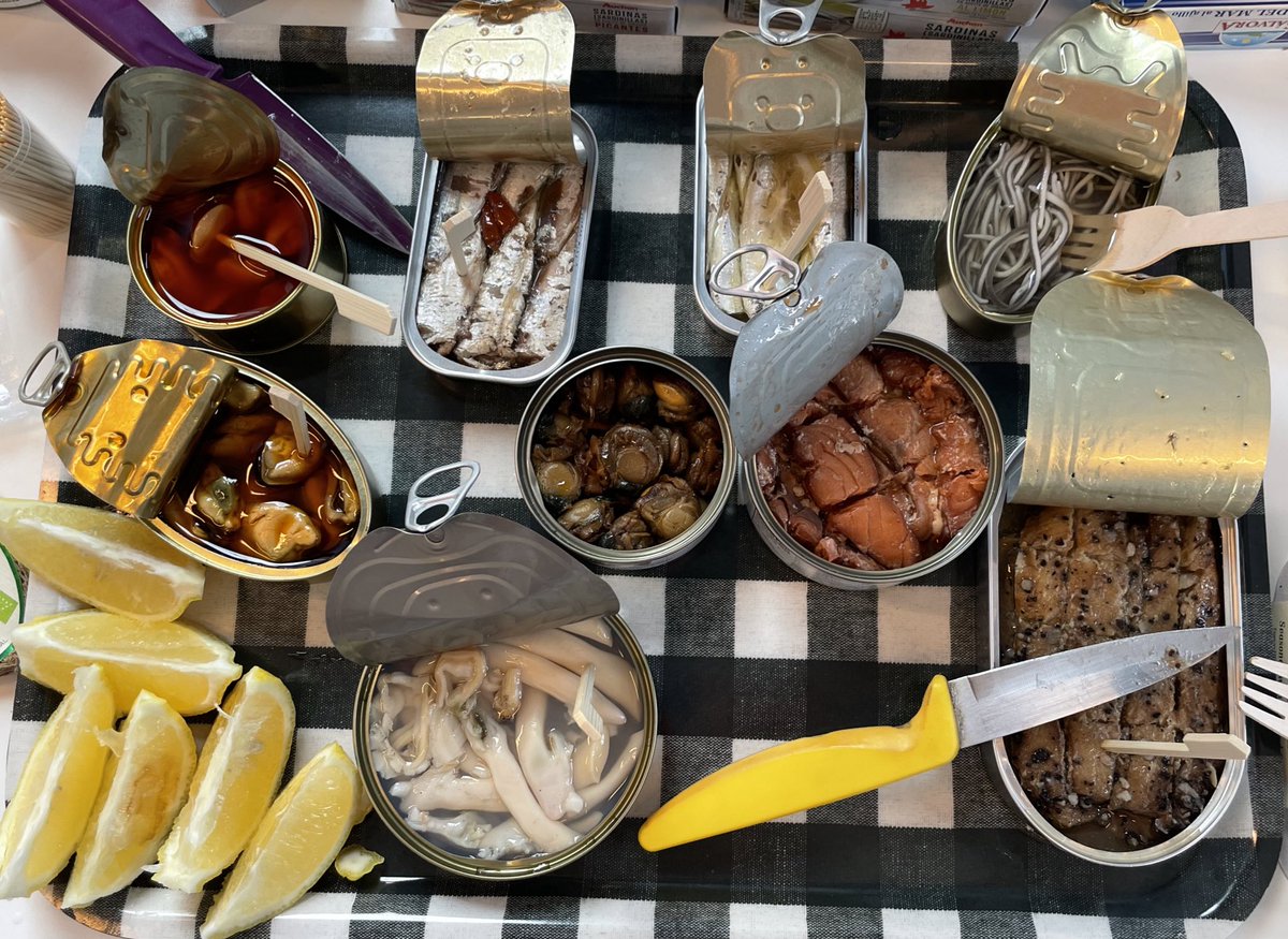 We started yesterday with a great masterclass on food systems <a href="/MAREcentre/">MARE</a> ! Interesting conversations, brainstorming and fishy snacks 🐟Thank you to <a href="/AdvaniSahir/">Sahir Advani</a> and Sharon Suri for organising and bringing all of us together! 👏