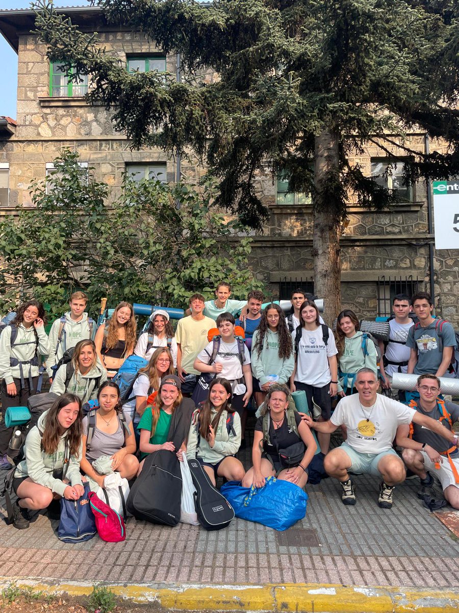 Jesuïtes Educació tweet media