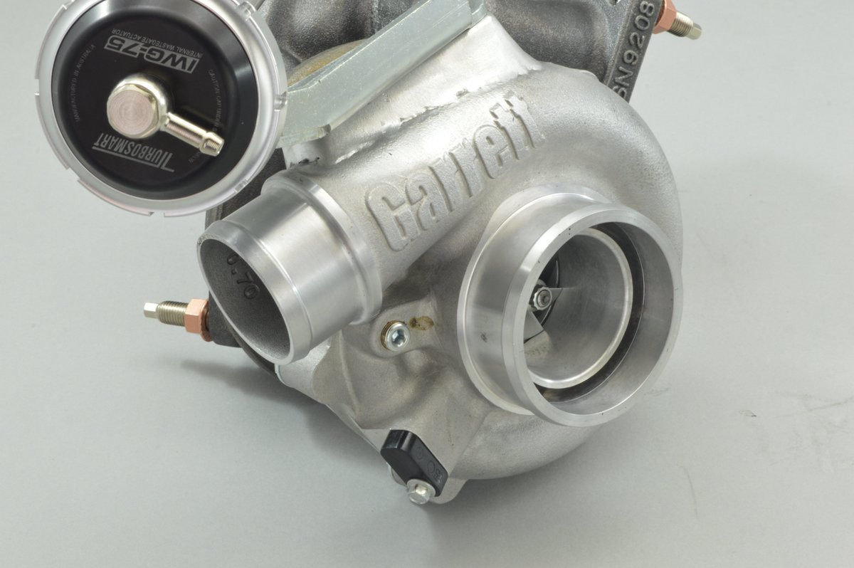 gcgjapan's tweet image. G25-550逆回転：4G63用ターボチャージャーが完成しました！

エンジンルームを純正風に見せたチューンドがお好みならばオススメの一品です♪

G25-‘‘550‘‘の示す通り、550hpまで対応するターボチャージャーです！

#gcgjapan #gcgturbo #g25 #4G63 #Reverse #turbocharger