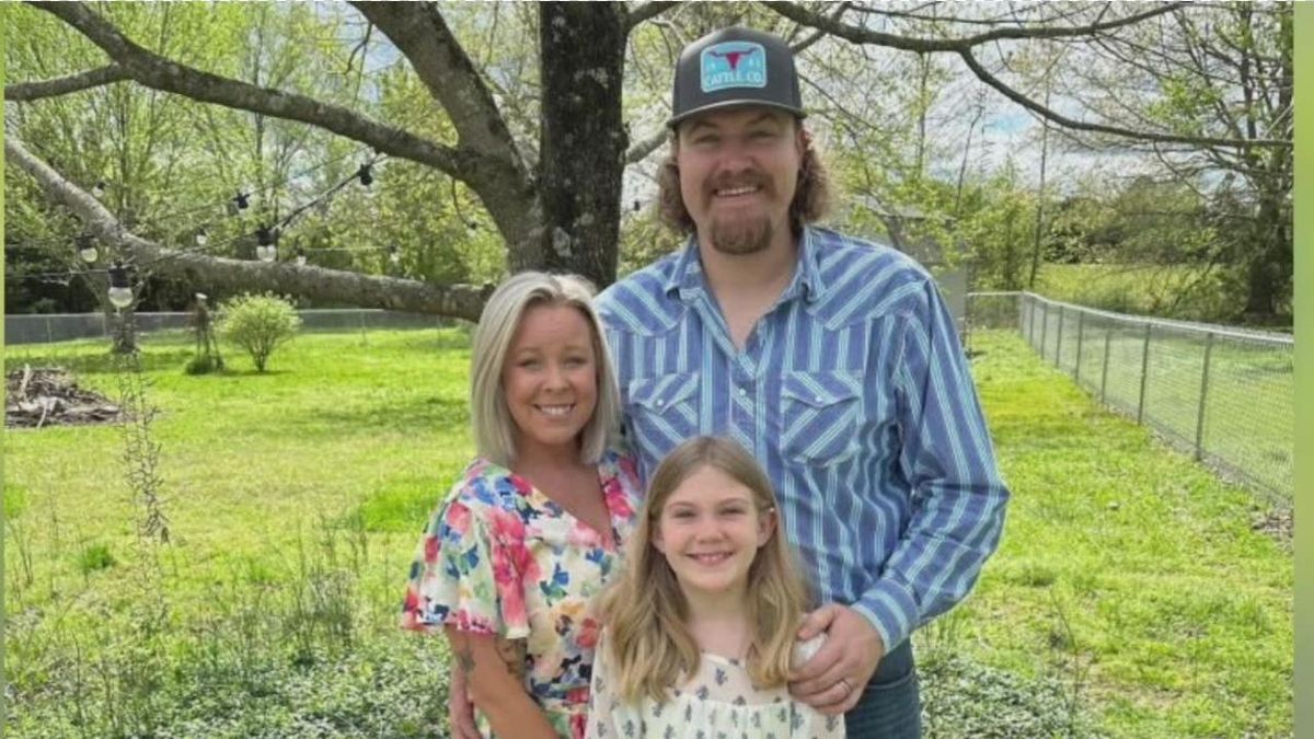 Family of lineman electrocuted while working on downed line in Lincoln Park left heartbroken fox2detroit.com/news/family-of…