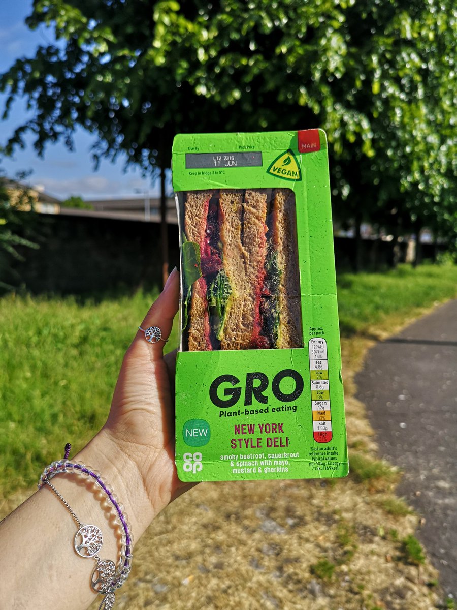 I'm absolutely loving the New York Style Deli from @coopuk #vegan Gro range. Available as part of the meal deal 🤤🥪 If you have a Co-op membership (for just £1), you get meal deals at a discounted price and some of your spendings go right back into the community. #ItsWhatWeDo