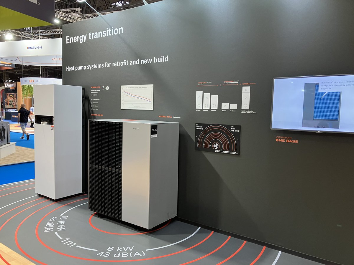 Peter_Spurway's tweet image. All set for #InstallerSHOW2023. Come down and meet #TeamVi, this year we have various residential and commercial products and value added services being showcased as well as the Viessmann LIVE Forum. Our first session gets underway at 10:15.

@ViessmannUK 
@Installer_Show