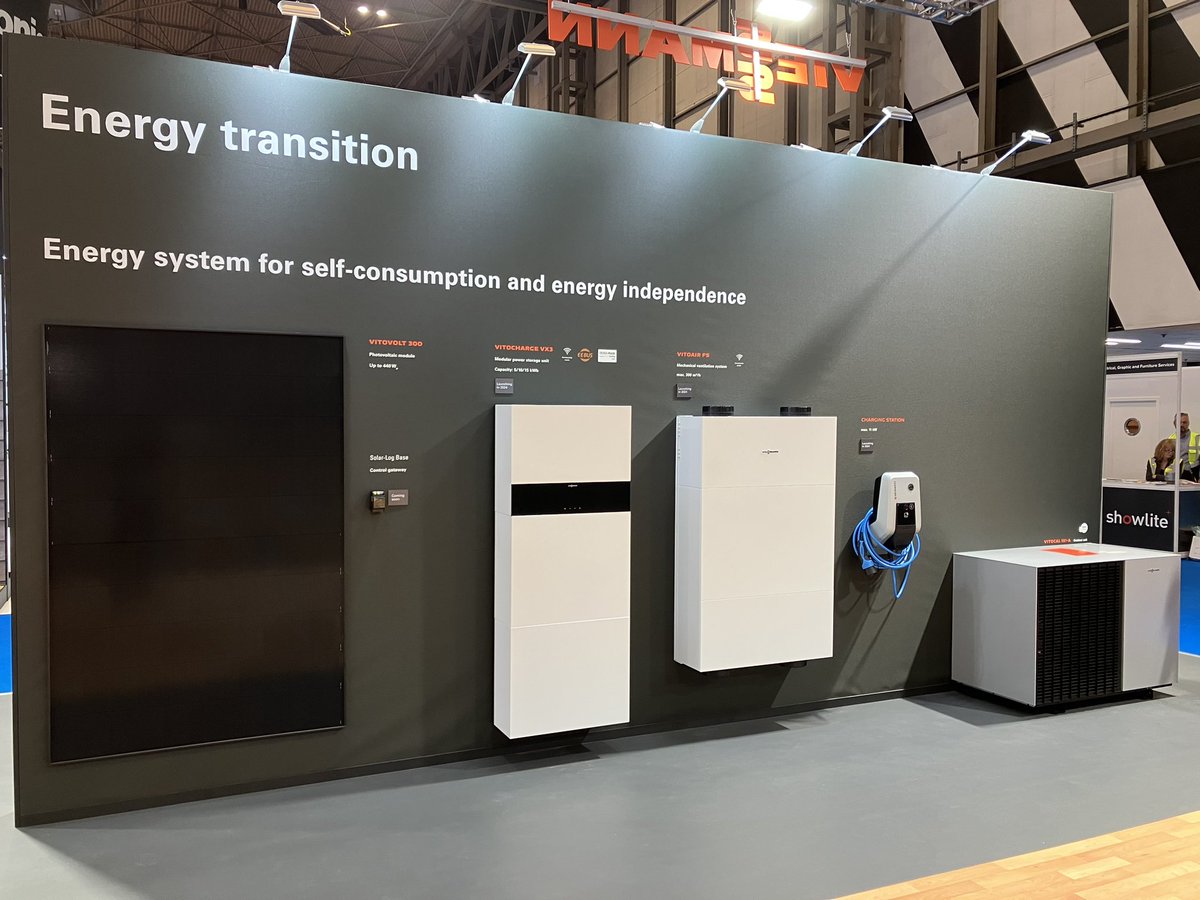 Peter_Spurway's tweet image. All set for #InstallerSHOW2023. Come down and meet #TeamVi, this year we have various residential and commercial products and value added services being showcased as well as the Viessmann LIVE Forum. Our first session gets underway at 10:15.

@ViessmannUK 
@Installer_Show