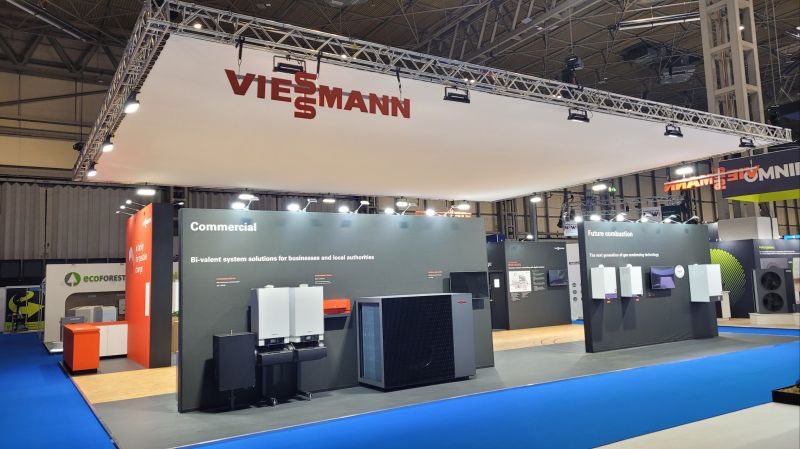 Peter_Spurway's tweet image. All set for #InstallerSHOW2023. Come down and meet #TeamVi, this year we have various residential and commercial products and value added services being showcased as well as the Viessmann LIVE Forum. Our first session gets underway at 10:15.

@ViessmannUK 
@Installer_Show