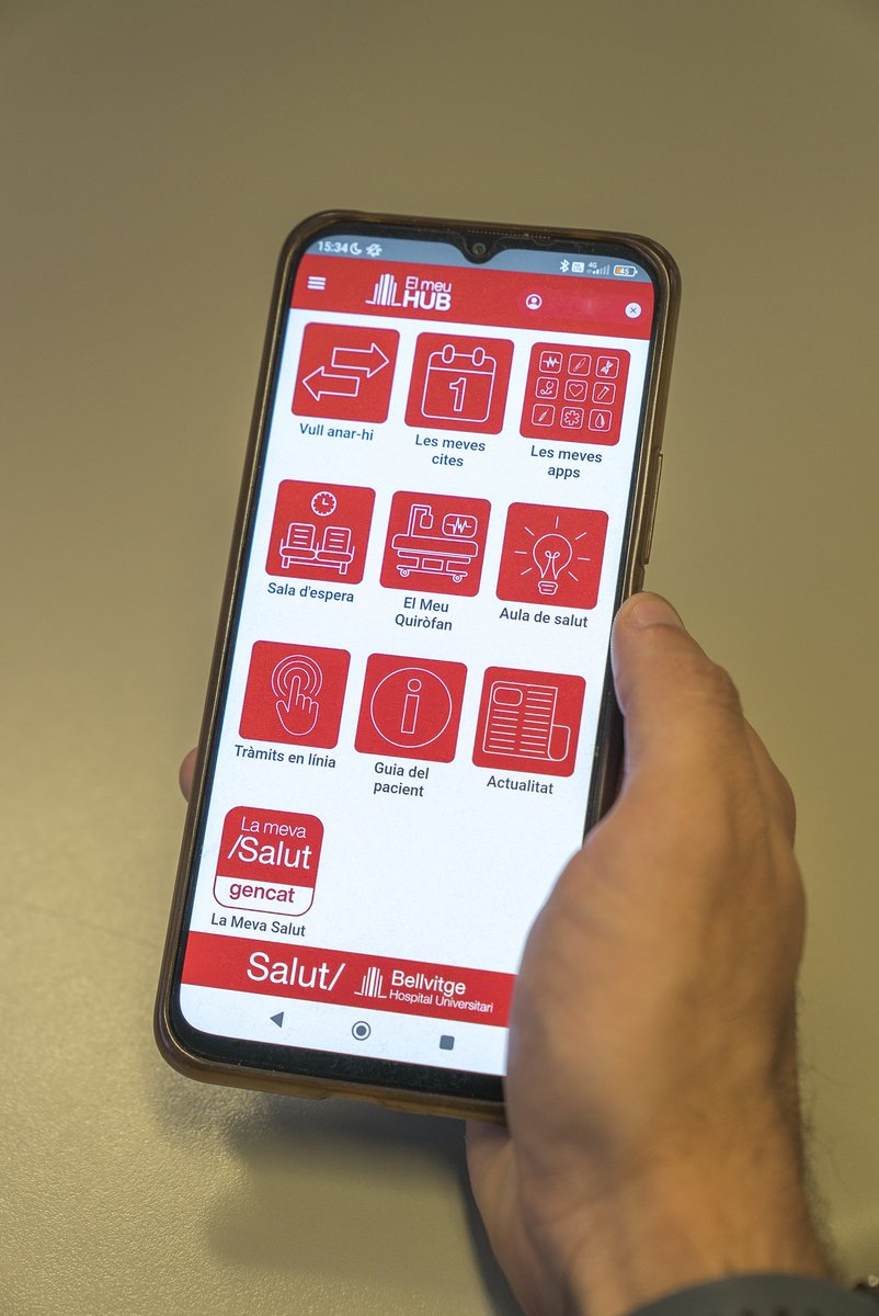 hbellvitge's tweet photo. 📲L’#hbellvitge renova l’aplicació mòbil ‘El meu HUB’ perquè esdevingui la porta d’entrada digital al centre.
A més, través de la mateixa #app es pot accedir a ‘El meu quiròfan’, un espai amb contingut expert sobre les principals cirurgies.
ℹ️https://t.co/5xFqgLOnV8
#InnovacióHUB https://t.co/Hli9MfdHlw