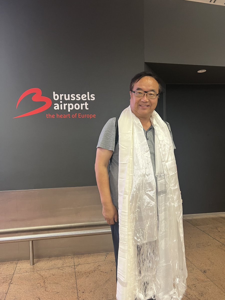 Tibetan educational sociologist Dr. Gyal Lo has well arrived in #Europe and is ready for a week long advocacy tour to urge 🇧🇪, 🇪🇺, 🇳🇱 and 🇮🇹 to take action on China‘s colonial and harmful boarding school system in #Tibet! @savetibetnl