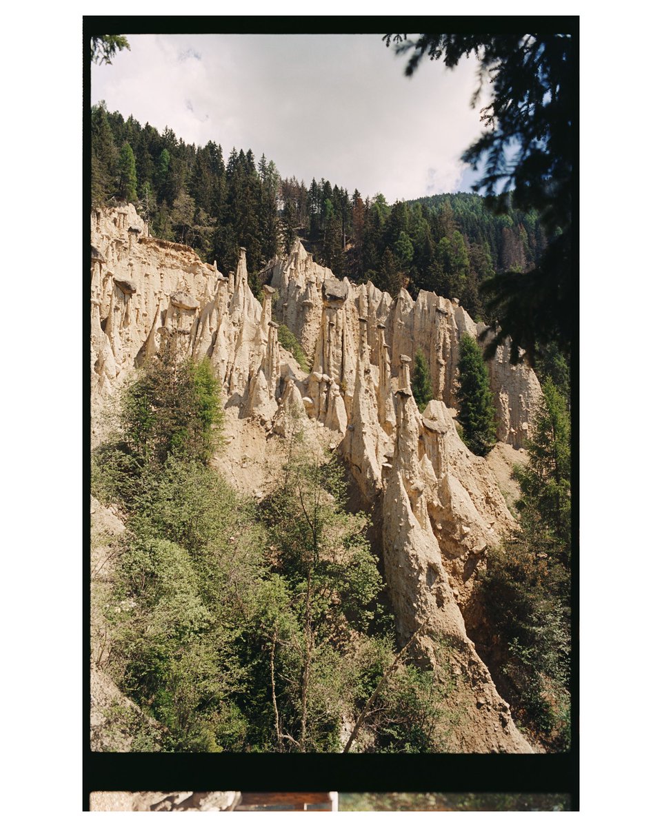 imnotreallyleon's tweet photo. Italian Dolomites on film 
#madewithkodak #nikonf3 @Kodak https://t.co/ayhy4NmCI5