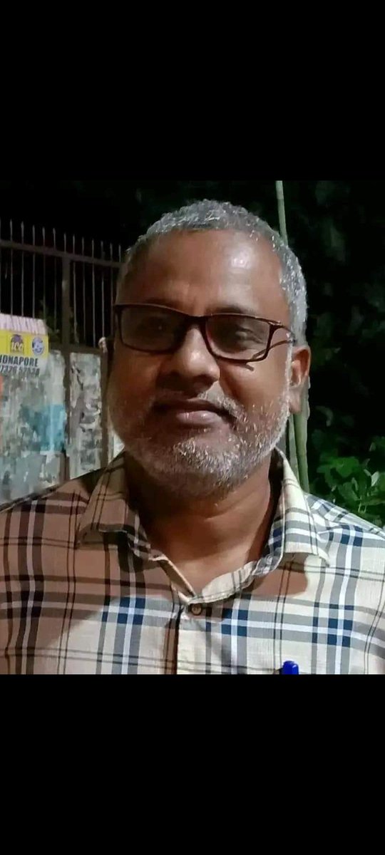 mahata_dip66197's tweet photo. ঝাড়গ্রাম শহরের বুকে যে কেউ কোনো রকম প্রবলেমে পড়লে শিবাজি মাহাত সব সময় থাকে। সেই ব্যাক্তিও বর্তমানে জেলে।
জয় গরাম
জোহার 🙏✊️💚🌿🍇
@MamataOfficial @BanglaRepublic @ANI @HomeBengal @MundaArjun
#ReleaseKudmiLeaders https://t.co/6A7fAhWJrn