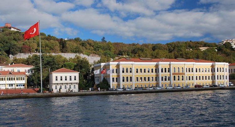 Türkiye'de hangi üniversite ve bölüm mezunlarının daha kolay iş bulduğu açıklandı:

1- Galatasaray Üniversitesi: %91,8
2-Sabancı Üniversitesi: %91,2
3-Koç Üniversitesi: %80
4-Boğaziçi Üniversitesi: %79,5
5-Türk-Alman Üniversitesi: %78,5
6-İstanbul Teknik Üniversitesi (İTÜ): %76,1