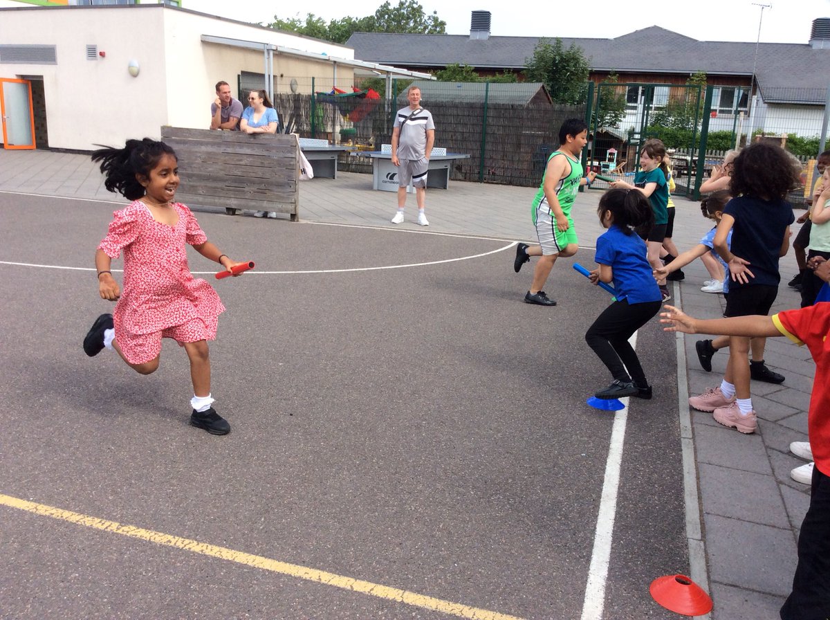 Foxfield Year 1 Hazel tweet media