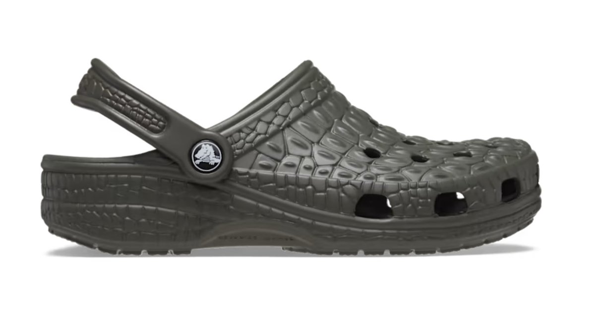 SOLELINKS's tweet photo. Ad: Crocs Classic Crocskin Clogs as low as $22 + FREE shipping, use code EXTRA20 => https://t.co/XvyXzQWT0Z https://t.co/kWXJcAE2ys