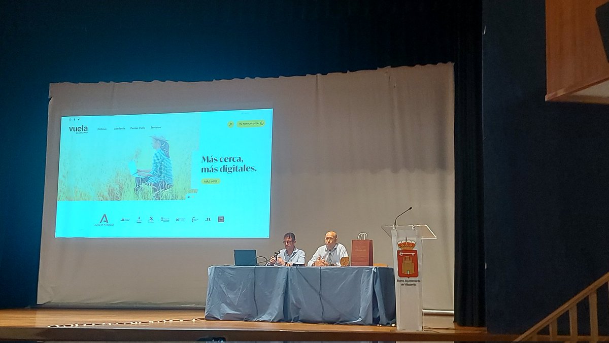 VuelaTorres's tweet photo. Comenzamos el Encuentro Provincial de @VuelaGuadalinfo en #Villacarrillo. @guadalvva @CGJabalquinto https://t.co/Al0v4bYKUr